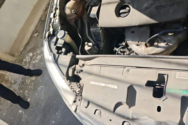 Used Citroen C-Quatre 2013 Sedan 1.6L Manual - Prestige Model Engine Bay Right