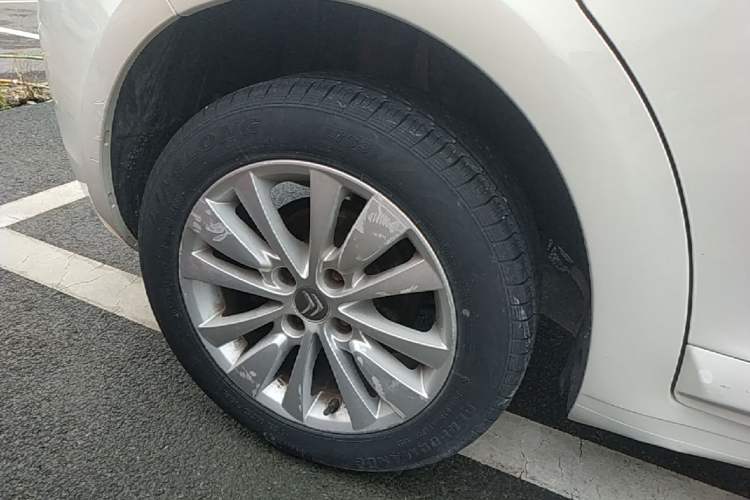 Used Citroen C-Quatre 2013 Hatchback 1.6L Manual LeShang Model Exterior 5