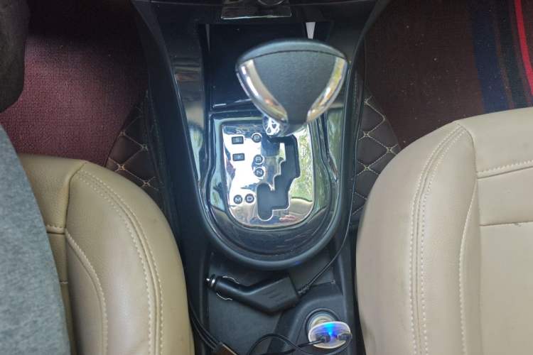 Used Citroen C-Quatre 2013 Sedan 1.6L Automatic Prestige Model Gear Lever