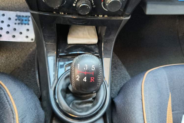 Used Citroen C-Quatre 2013 Sedan 2.0L Manual - Joyful Edition Gear Lever