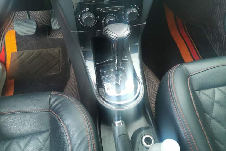 Used Citroen C-Quatre 2013 Sedan 2.0L Automatic Joyful Model Gear Lever