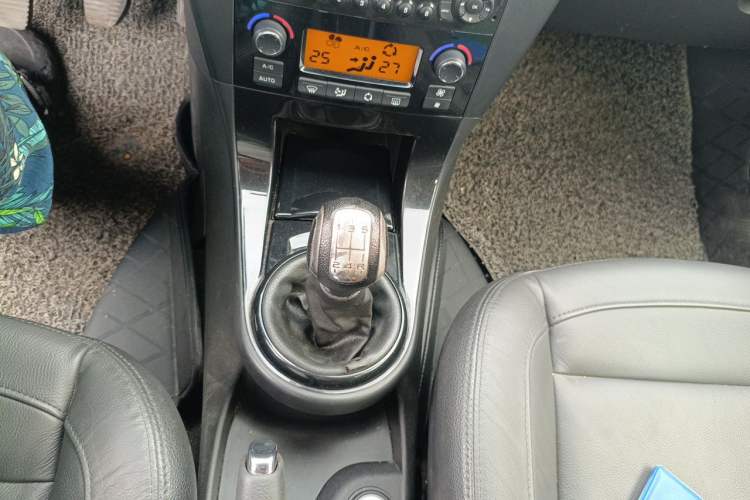 Used Citroen C-Quatre 2013 Sedan 1.6L Manual Enjoyment Model Gear Lever