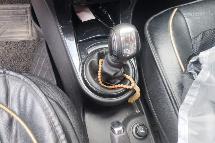 Used Citroen C-Quatre 2013 Sedan 1.6L Manual - Prestige Model Gear Lever