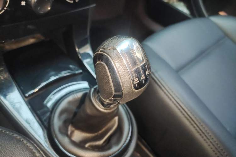 Used Citroen C-Quatre 2013 Sedan 1.6L Manual - Prestige Model Gear Lever