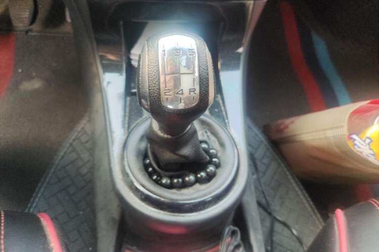 Used Citroen C-Quatre 2013 1.6L Manual Prestige CNG Model Gear Lever