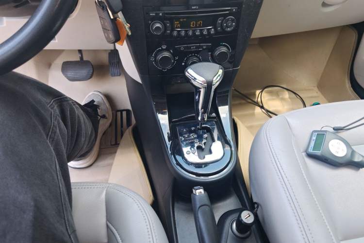 Used Citroen C-Quatre 2013 Sedan 1.6L Automatic Prestige Model Gear Lever