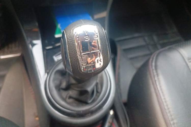 Used Citroen C-Quatre 2013 Sedan 1.6L Manual - Prestige Model Gear Lever