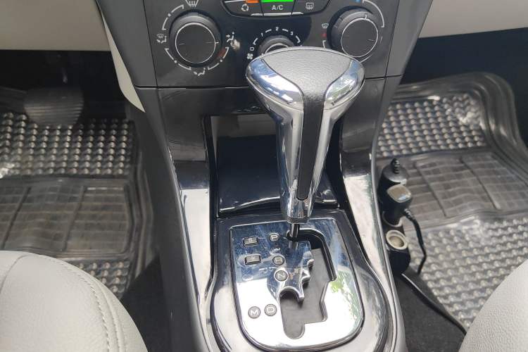 Used Citroen C-Quatre 2013 Sedan 1.6L Automatic Prestige Model Gear Lever
