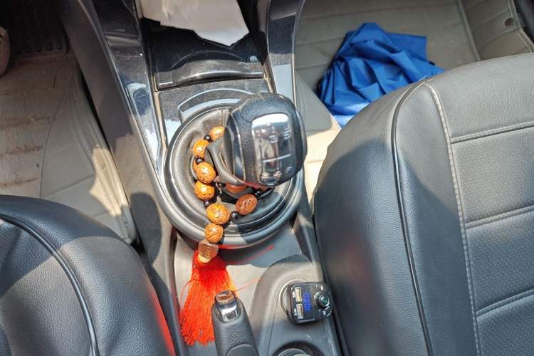 Used Citroen C-Quatre 2013 Sedan 1.6L Manual - Prestige Model Gear Lever
