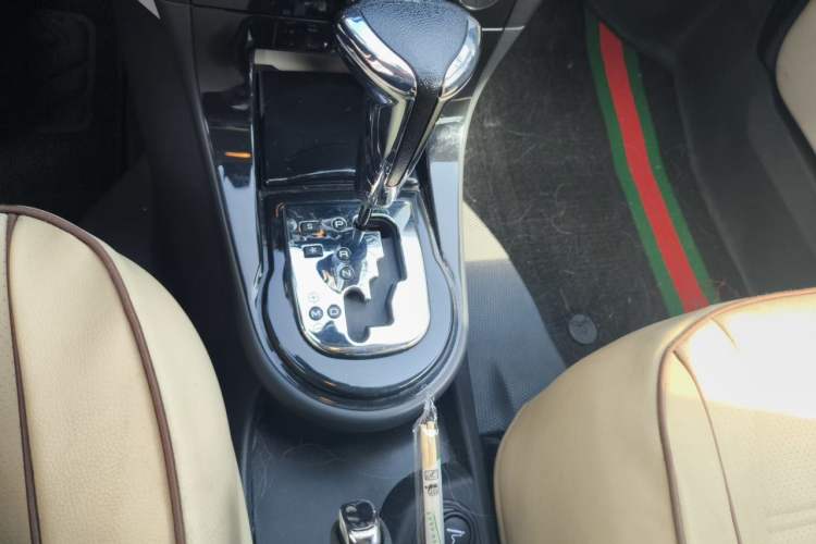 Used Citroen C-Quatre 2013 Sedan 1.6L Automatic Enjoyment Model Gear Lever