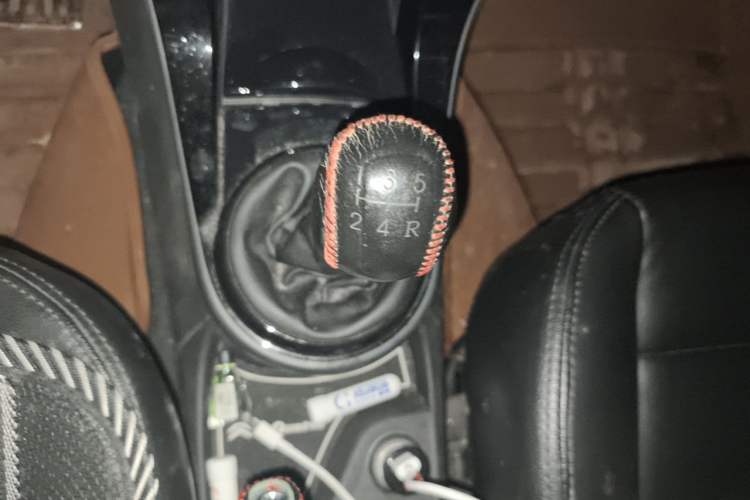 Used Citroen C-Quatre 2013 Sedan 1.6L Manual - Prestige Model Gear Lever