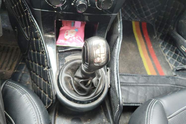 Used Citroen C-Quatre 2013 Sedan 1.6L Manual - Prestige Model Gear Lever