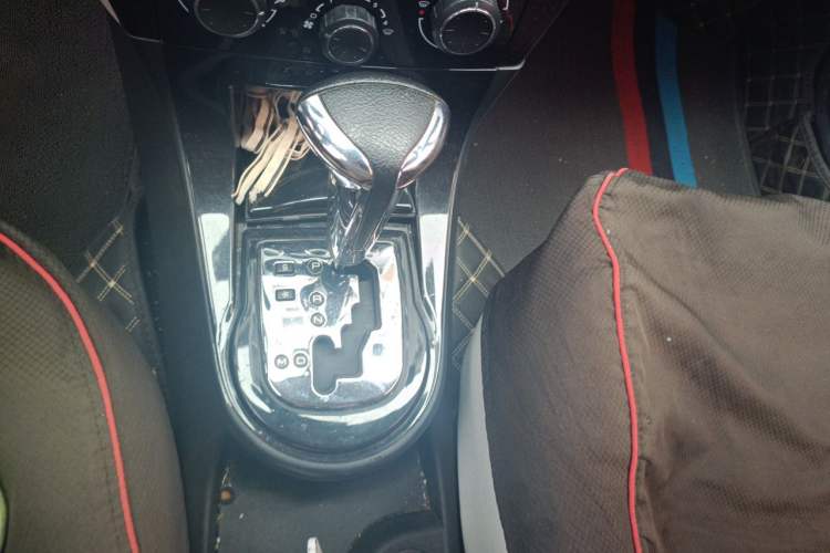 Used Citroen C-Quatre 2013 Sedan 1.6L Automatic Prestige Model Gear Lever
