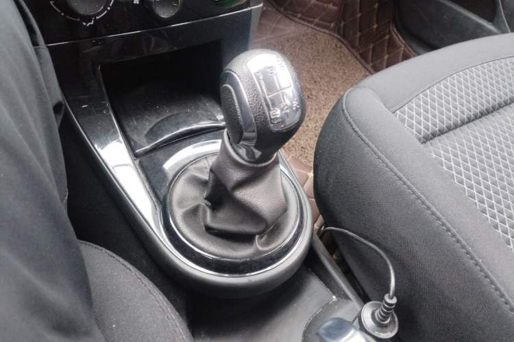 Used Citroen C-Quatre 2013 Sedan 1.6L Manual - Prestige Model Gear Lever
