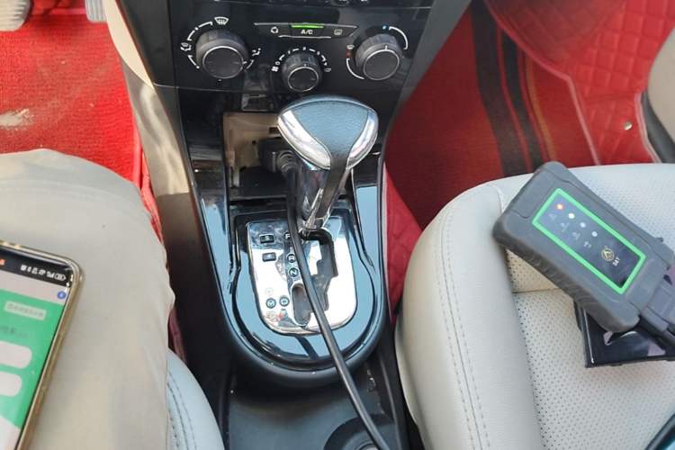 Used Citroen C-Quatre 2013 Sedan 1.6L Automatic Prestige Model Gear Lever