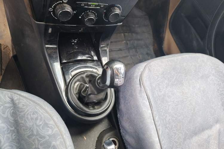 Used Citroen C-Quatre 2013 Sedan 1.6L Manual - Prestige Model Gear Lever