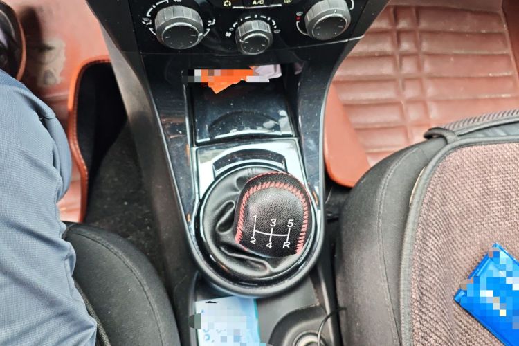 Used Citroen C-Quatre 2013 Sedan 1.6L Manual - Prestige Model Gear Lever
