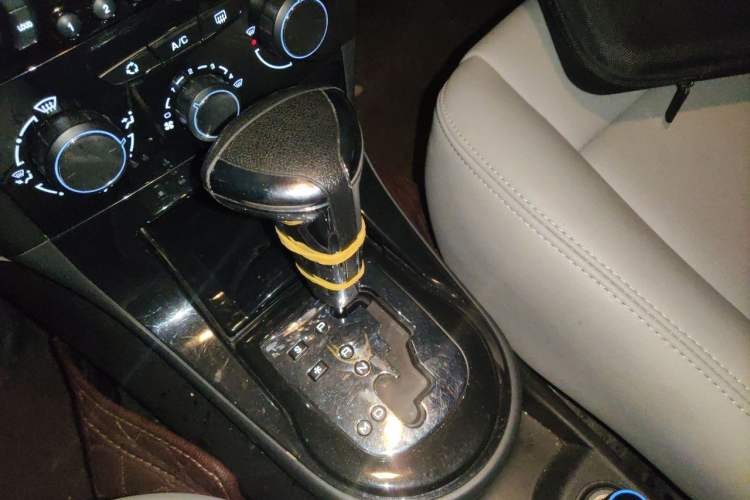 Used Citroen C-Quatre 2013 Sedan 1.6L Automatic Prestige Model Gear Lever