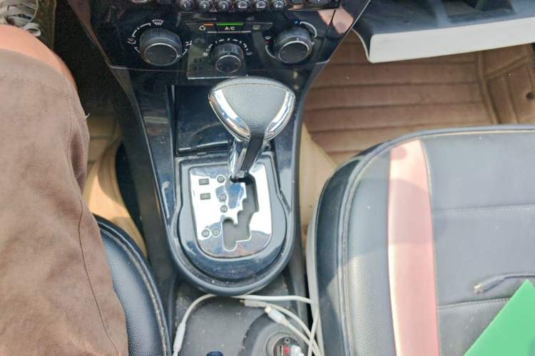 Used Citroen C-Quatre 2013 Hatchback 1.6L Automatic LeShang Model Gear Lever