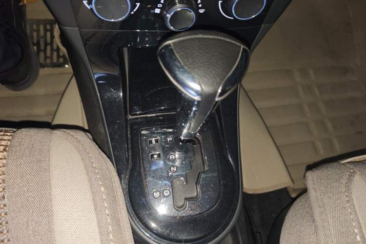 Used Citroen C-Quatre 2013 Sedan 1.6L Automatic Prestige Model Gear Lever