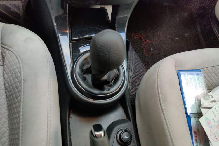 Used Citroen C-Quatre 2013 Sedan 1.6L Manual - Prestige Model Gear Lever