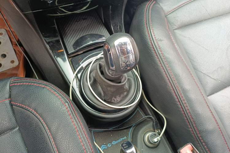 Used Citroen C-Quatre 2013 Sedan 1.6L Manual - Prestige Model Gear Lever