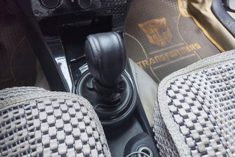 Used Citroen C-Quatre 2013 Sedan 1.6L Manual - Prestige Model Gear Lever