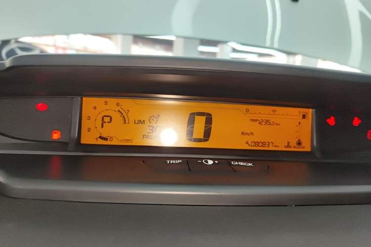 Used Citroen C-Quatre 2013 Hatchback 1.6L Automatic LeShang Model Instrument Cluster