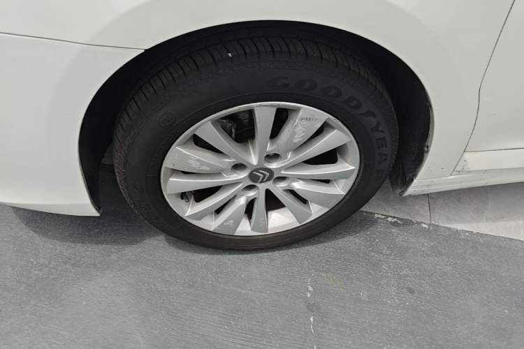 Used Citroen C-Quatre 2013 Hatchback 1.6L Automatic LeShang Model Left Front Wheel Hub