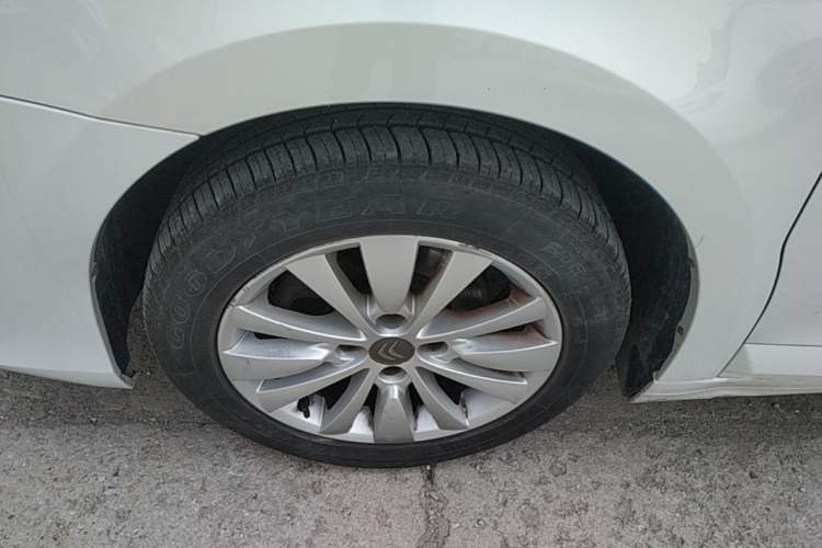 Used Citroen C-Quatre 2013 Sedan 1.6L Manual - Prestige Model Left Front Wheel Hub
