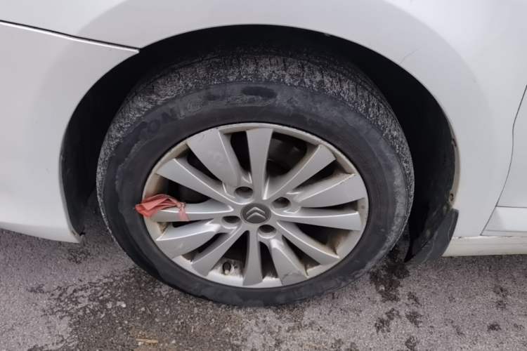 Used Citroen C-Quatre 2013 Sedan 1.6L Manual - Prestige Model Left Front Wheel Hub
