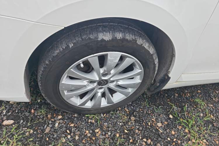 Used Citroen C-Quatre 2013 Sedan 1.6L Manual - Prestige Model Left Front Wheel Hub