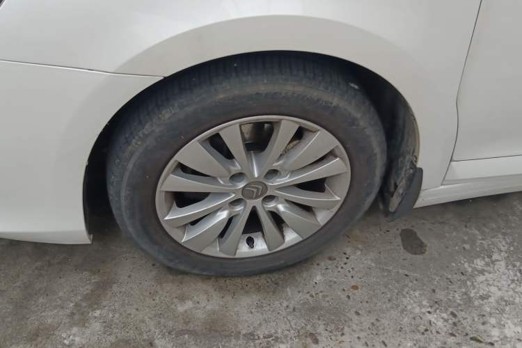 Used Citroen C-Quatre 2013 Sedan 1.6L Automatic Prestige Model Left Front Wheel Hub