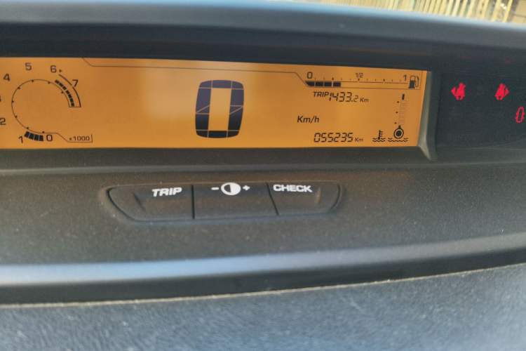 Used Citroen C-Quatre 2013 Sedan 2.0L Manual - Joyful Edition Odometer Close Up