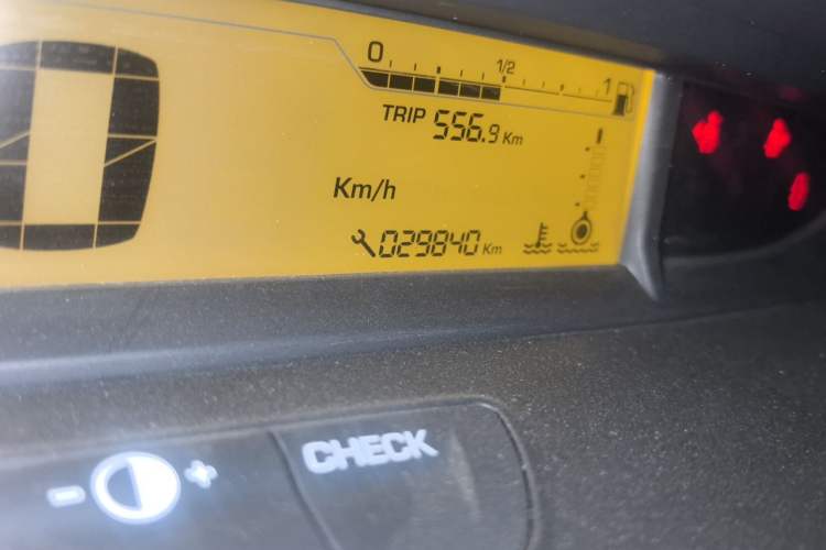 Used Citroen C-Quatre 2013 Sedan 2.0L Automatic Joyful Model Odometer Close Up