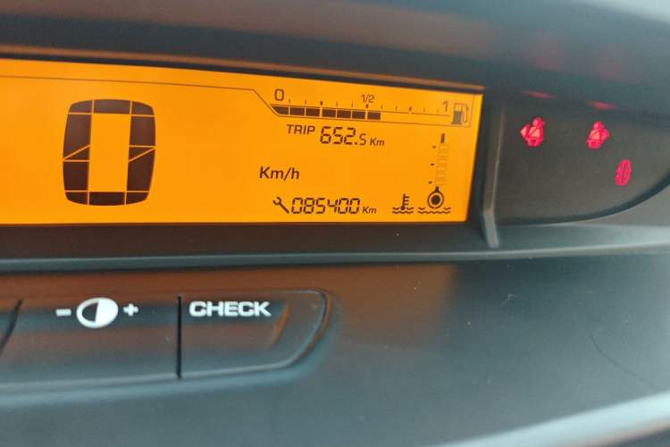 Used Citroen C-Quatre 2013 Sedan 1.6L Automatic Enjoyment Model Odometer Close Up