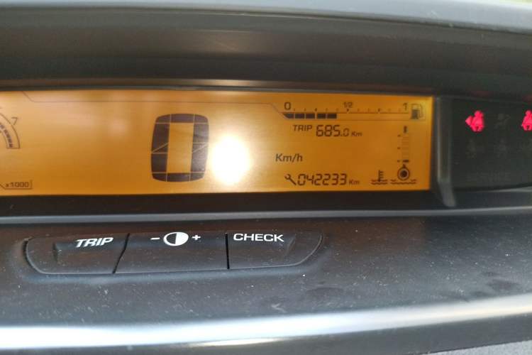 Used Citroen C-Quatre 2013 Sedan 1.6L Manual - Prestige Model Odometer Close Up