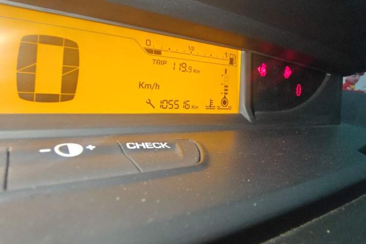 Used Citroen C-Quatre 2013 Sedan 2.0L Manual - Joyful Edition Odometer Close Up