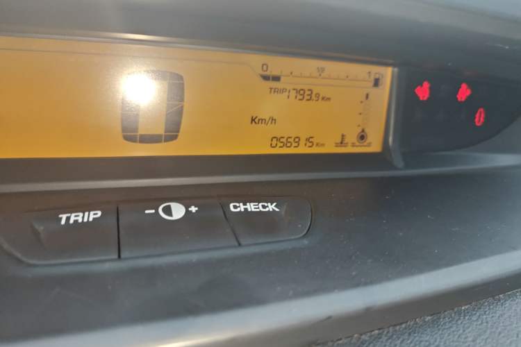 Used Citroen C-Quatre 2013 Sedan 1.6L Manual - Prestige Model Odometer Close Up