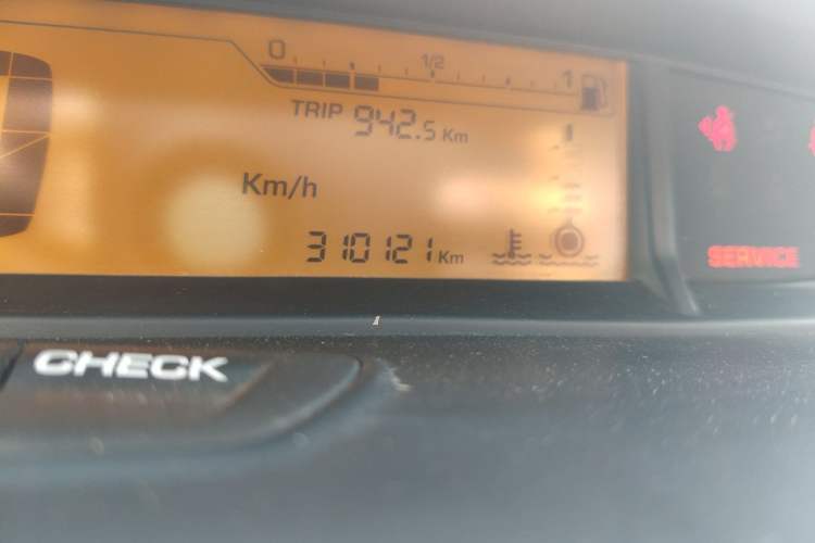 Used Citroen C-Quatre 2013 Sedan 1.6L Automatic Prestige Model Odometer Close Up