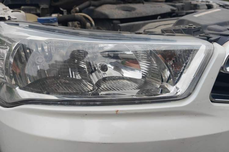Used Citroen C-Quatre 2013 1.6L Manual Prestige CNG Model Right Front Headlight