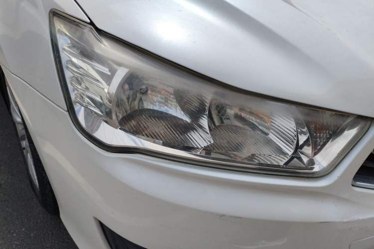 Used Citroen C-Quatre 2013 Sedan 1.6L Automatic Prestige Model Right Front Headlight