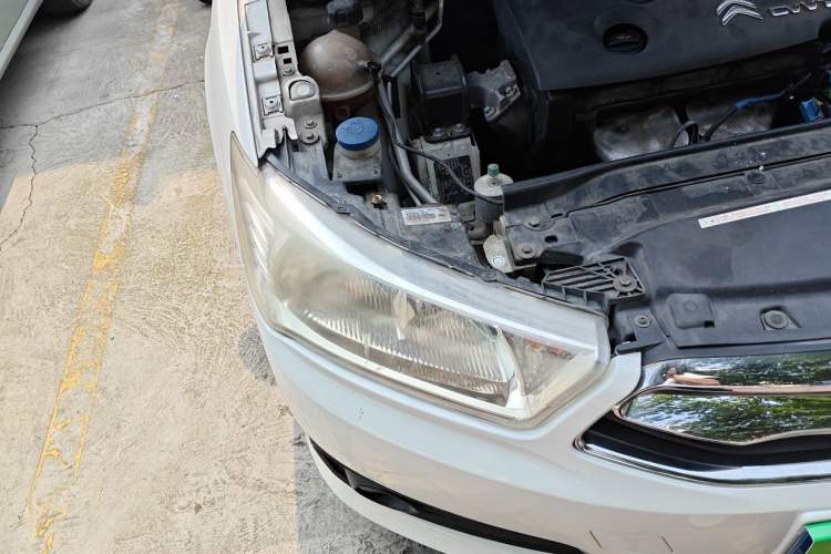 Used Citroen C-Quatre 2013 Sedan 1.6L Manual - Prestige Model Right Front Headlight