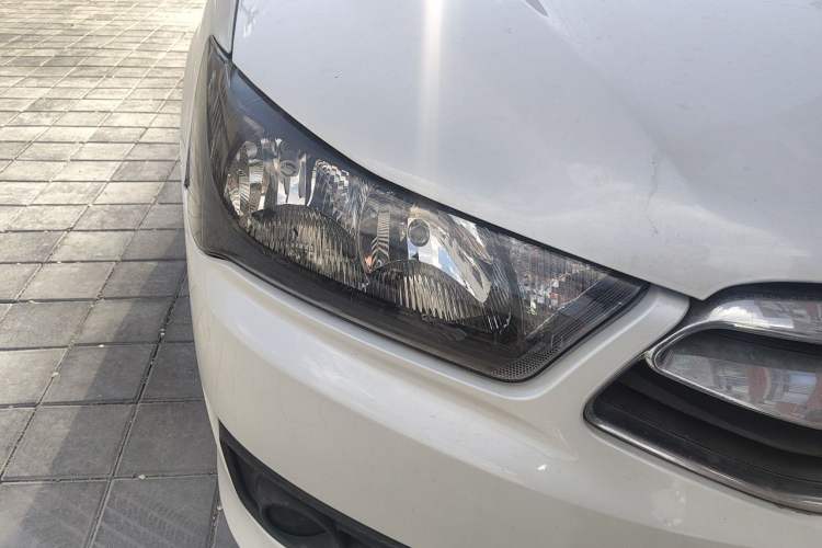 Used Citroen C-Quatre 2013 Hatchback 1.6L Manual Enjoyment Model Right Front Headlight