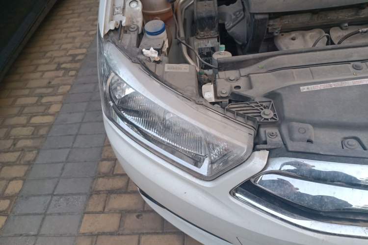 Used Citroen C-Quatre 2013 Sedan 1.6L Manual - Prestige Model Right Front Headlight