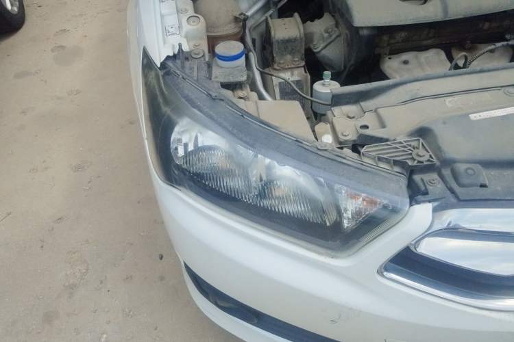 Used Citroen C-Quatre 2013 Hatchback 1.6L Automatic LeShang Model Right Front Headlight