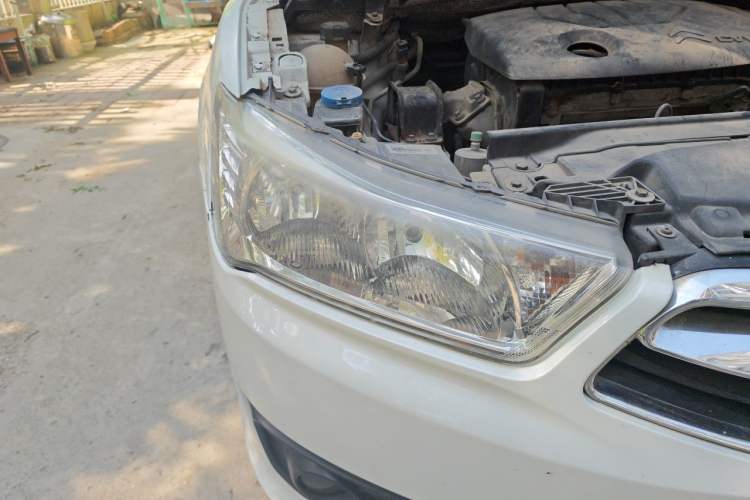 Used Citroen C-Quatre 2013 Sedan 1.6L Automatic Prestige Model Right Front Headlight