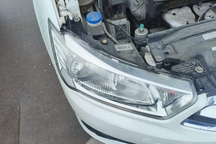 Used Citroen C-Quatre 2013 Sedan 1.6L Manual - Prestige Model Right Front Headlight