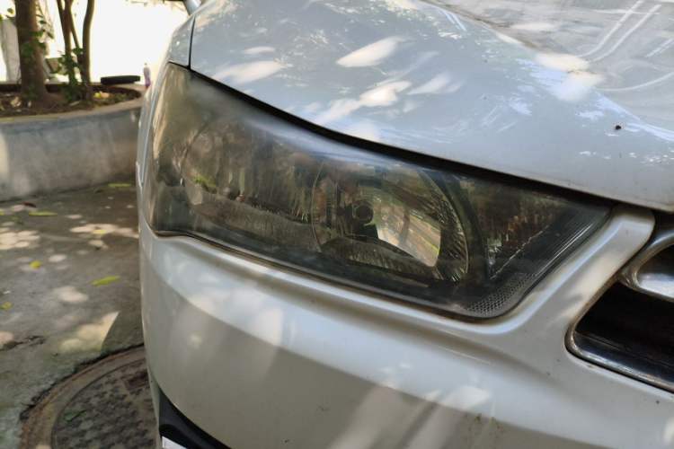 Used Citroen C-Quatre 2013 Hatchback 1.6L Manual LeShang Model Right Front Headlight