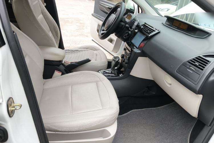 Used Citroen C-Quatre 2013 Sedan 1.6L Automatic Prestige Model Right Front Seat